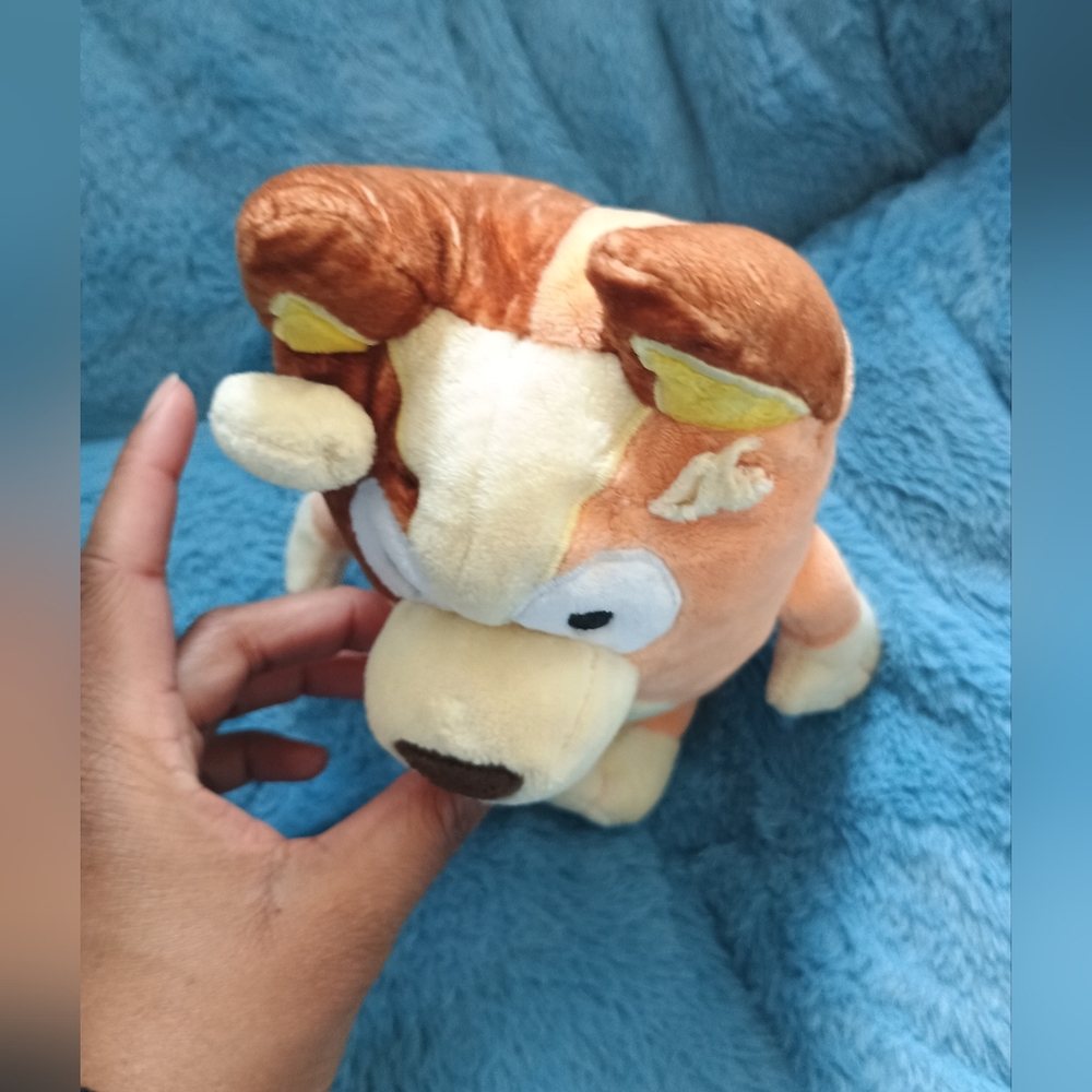 Bluey Mum Chilli 9" Lovey Plush Toy Preschool Ages 3+ Australian Cattle Dog pup - Picture 6 of 12